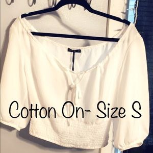 Women’s adjustable off/on shoulder shirts